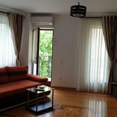 Star Apart Râmnicu Vâlcea Kültér fotó